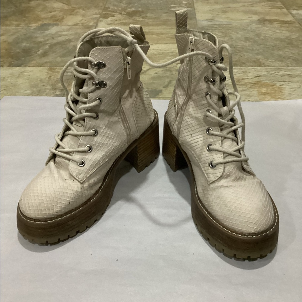 MIA combat & moto boots 🏐